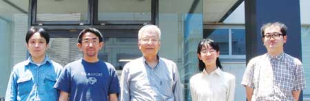 With the member of Research Unit. Dr.Obata is in the middle.